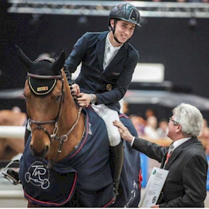 🏅 Ehrung für Sönke Aldinger – Goldenes Reitabzeichen der FN