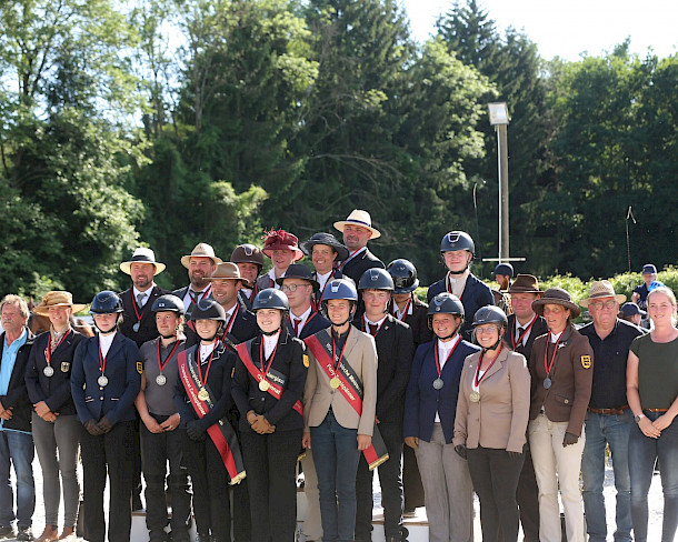 🐴🏆 PSKO räumt bei den Württembergischen Meisterschaften im Fahren ab! 🏆🐴